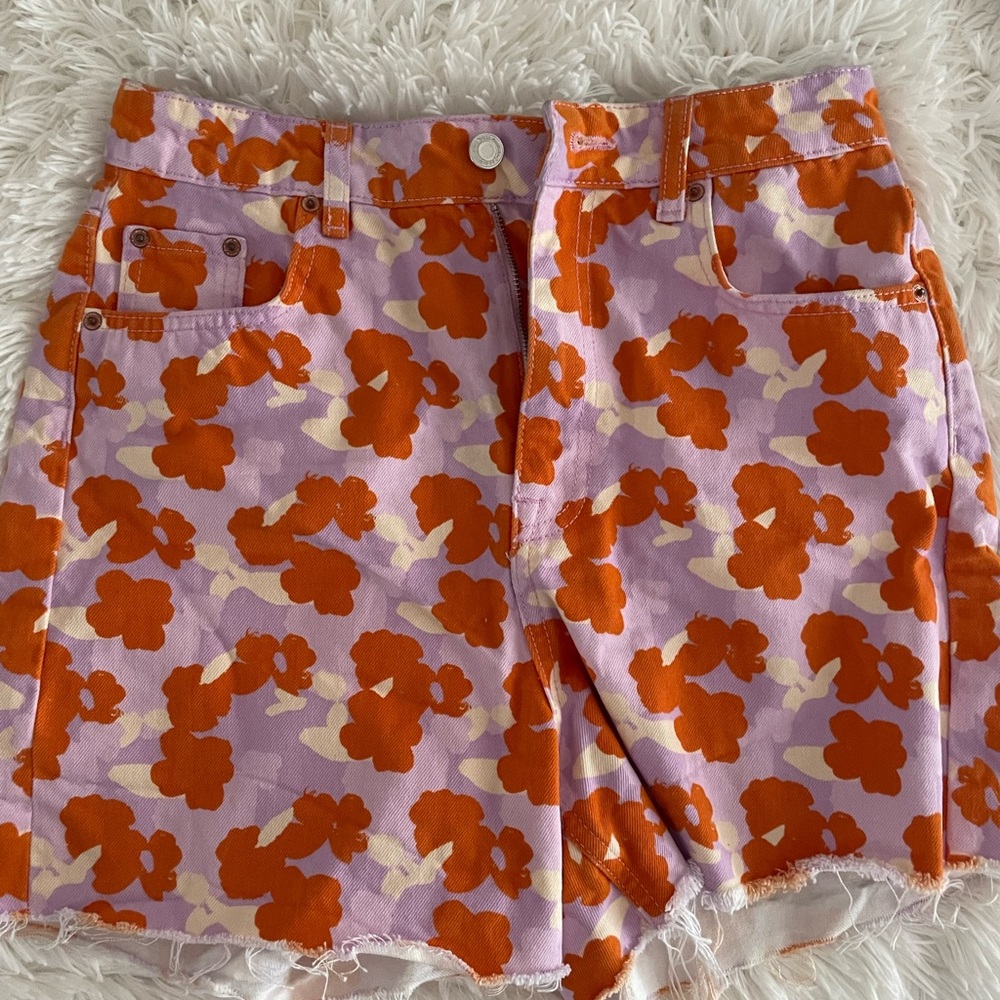 To big around my waist but seriously the cutest short you will ever wear!